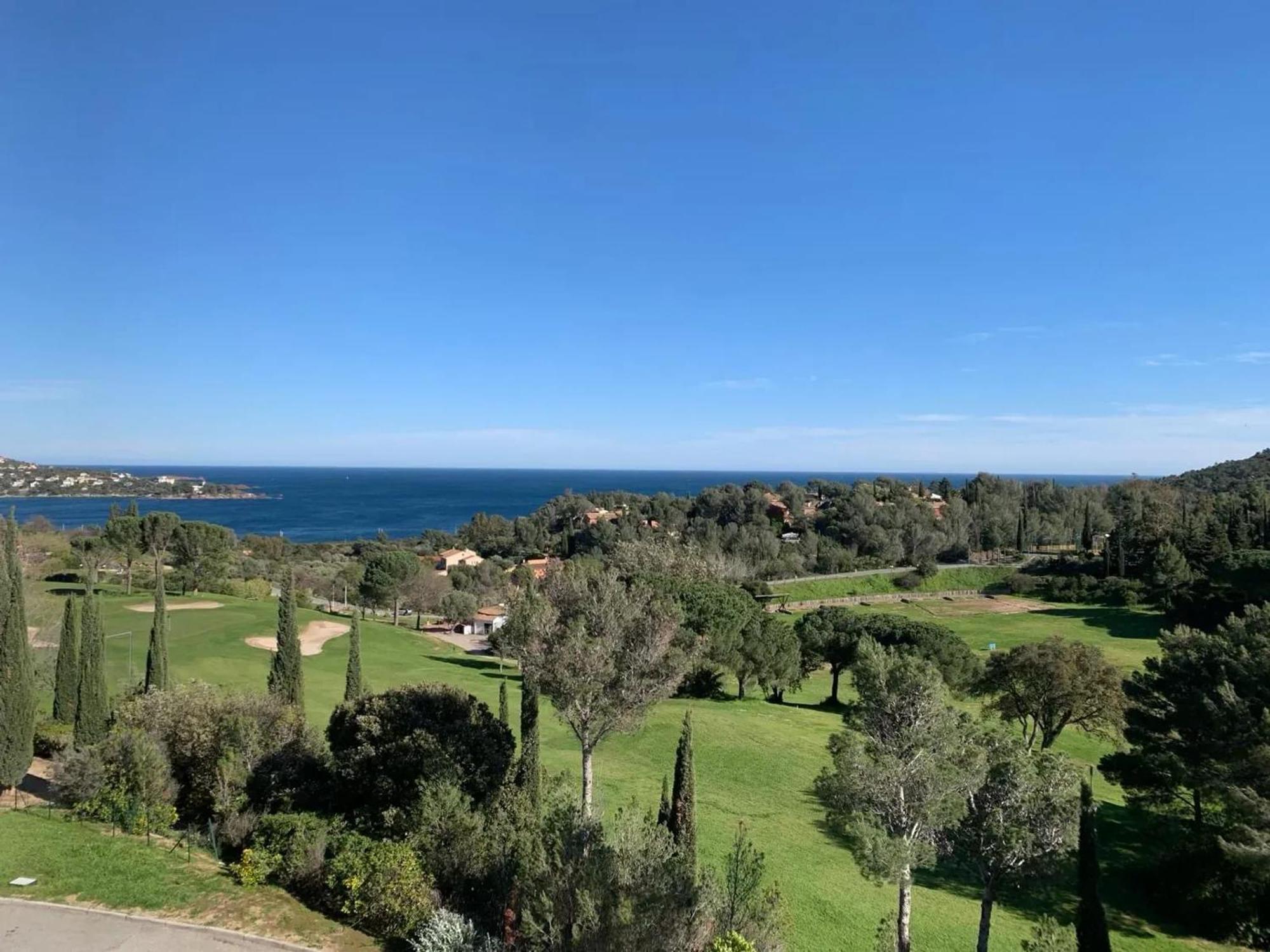 Appartement Familial Avec Vue Sur La Mer A Agay 40 M² + Piscine Saint-Raphaël Buitenkant foto